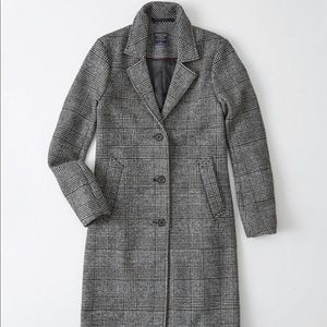 Abercrombie & Fitch Wool-Blend Dad Coat.